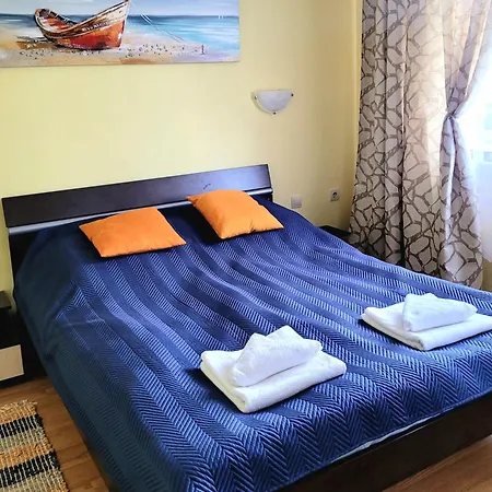 Gardenia Apartment