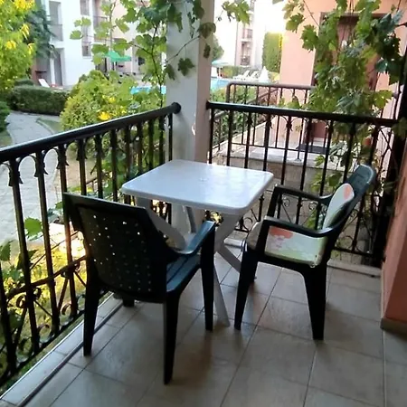 Gardenia Apartment *